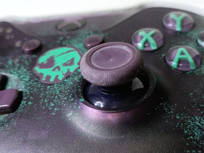XBOX ONE S Controller limited Sea of Thieves.