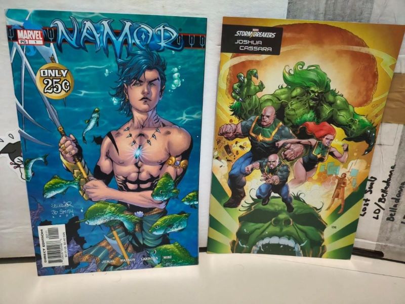 199 + 200 US comic Danny Aldana Hidayat