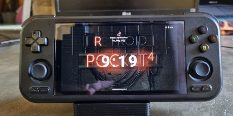 Retroid 4pro black