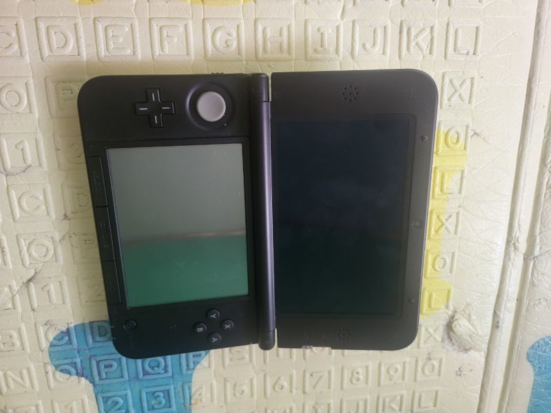 Anniversary Series 30th Luigi Nintendo 3DS XL Silver CFW Luma