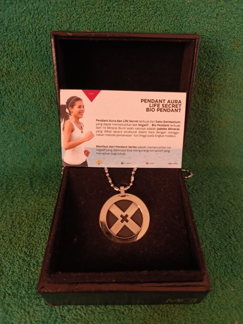 X-pendant Aura Life Secret Bio (Sutardi Darmawan)