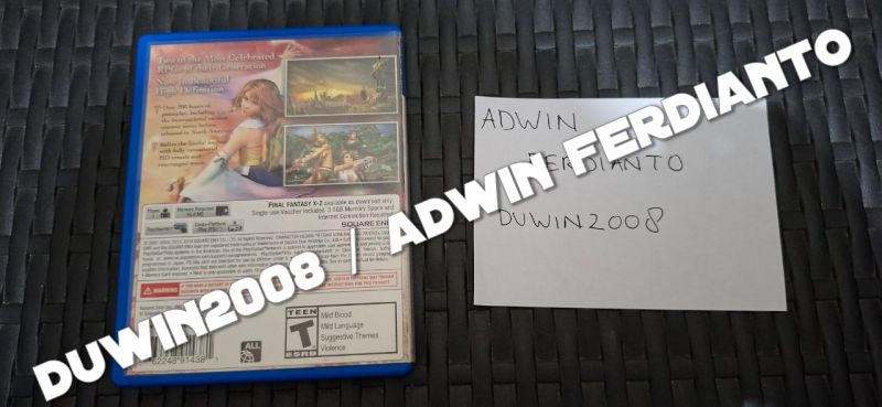 Playstation Vita - Final Fantasy X 10 + Bonus Art Card