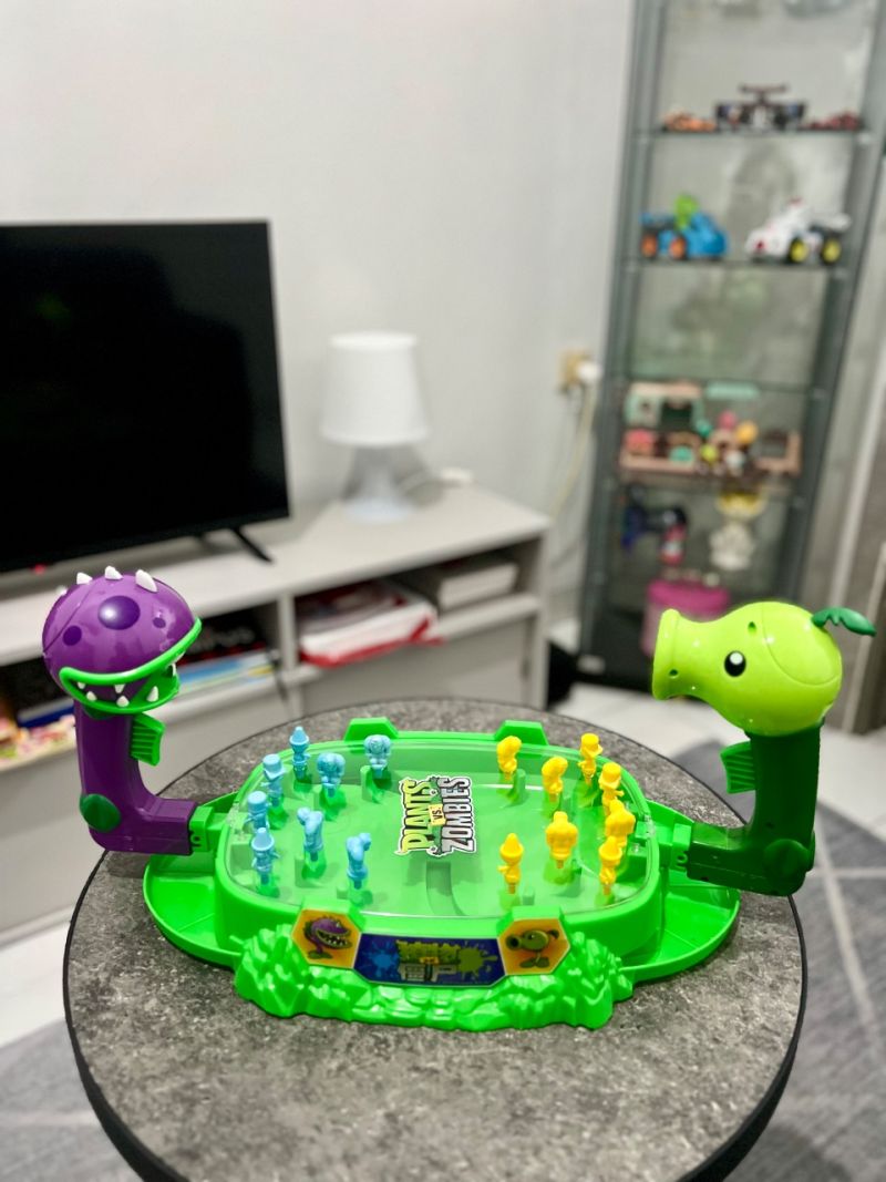 Kiddy Fun Playset  Plants vs Zombies Battle Arena - Fahmi Ibnu Elfani