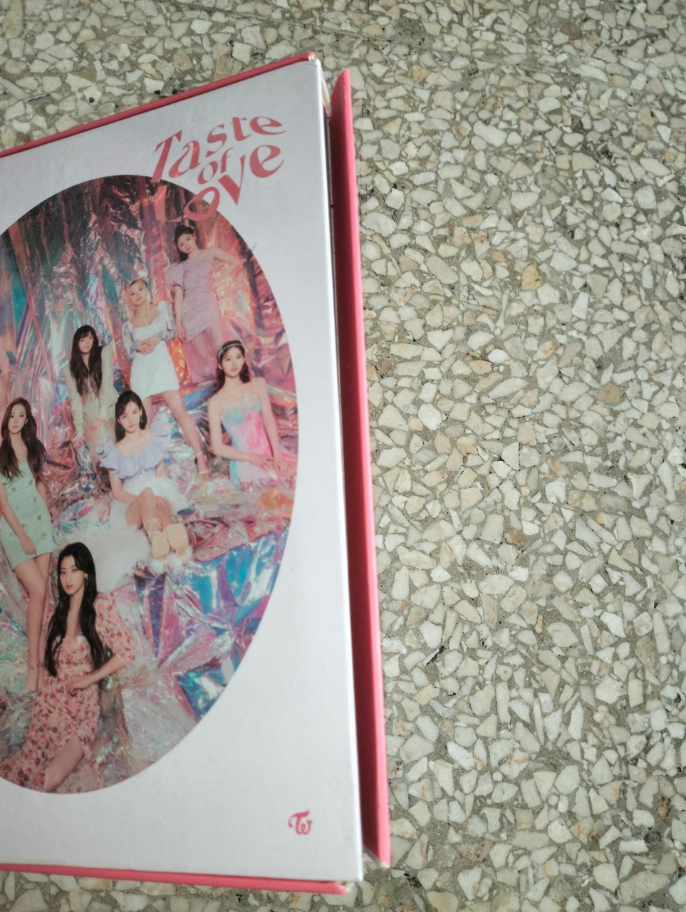Album twice the 10th mini album taste of love