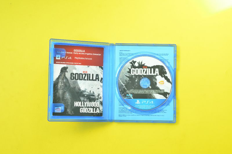 Kaset Game BD PS4 Godzilla Disc Gozilla RARE