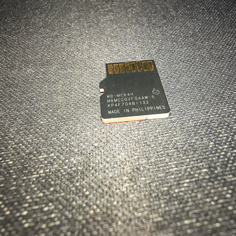 96 Original MicroSD Samsung Evo Plus 64Gb - Yanis Ouhnia