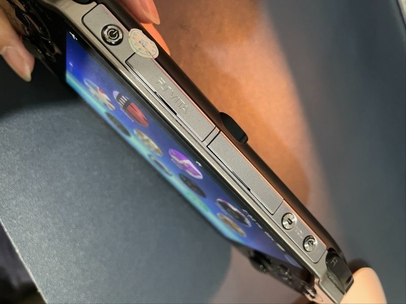 PS Vita FAT 3G/WIFI SECOND RARE